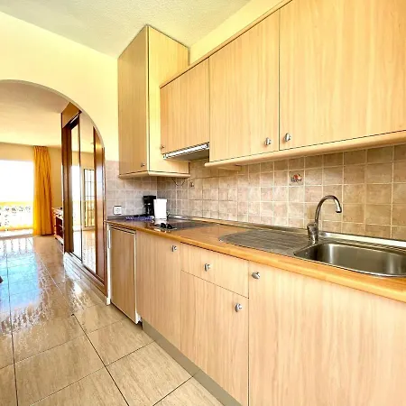 Estudio, Freewifi Y Piscina, Bien Comunicado En Tenerife Sur *