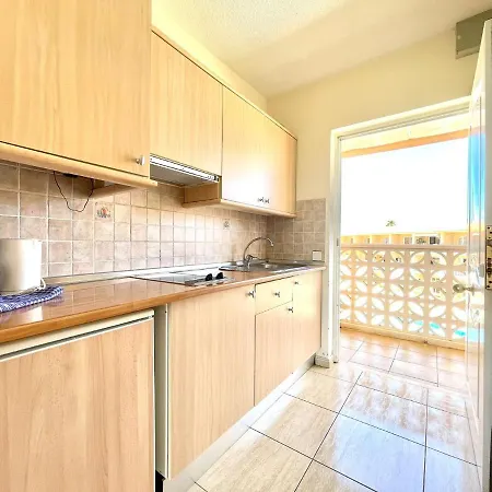 Estudio, Freewifi Y Piscina, Bien Comunicado En Tenerife Sur