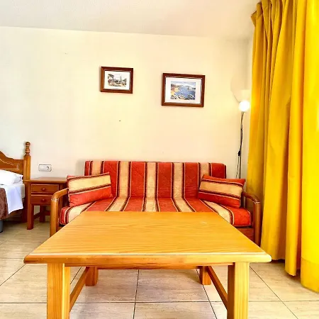 Estudio, Freewifi Y Piscina, Bien Comunicado En Tenerife Sur